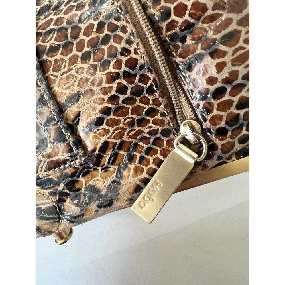 Hobo Wallet Womens The Original Brown Snakeskin Lauren Clasp - Picture 2 of 9